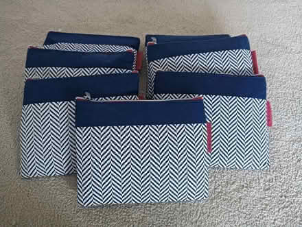 Photo of free BA travel cosmetics bags (W5) #1