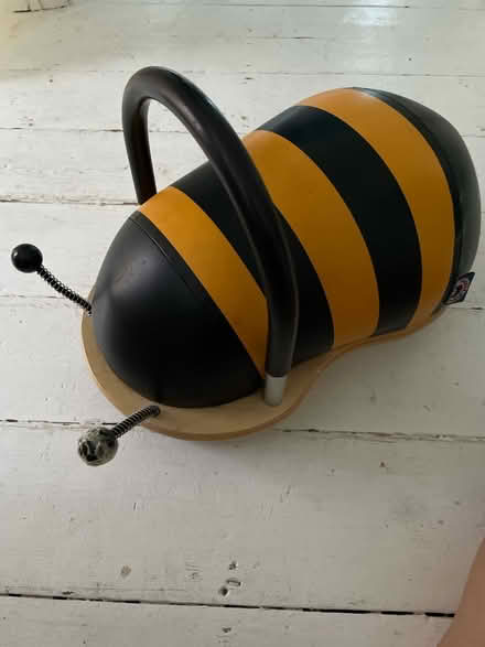 Photo of free Bee Wheely Bug (CR0) #1
