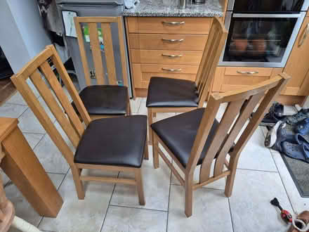 Photo of free 4 dining chairs (Northchurch HP4) #1