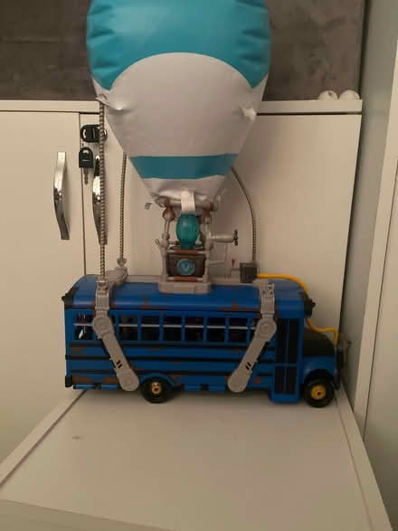 Photo of free Fortnite battle bus and figures. (Owlsmoor GU47) #1