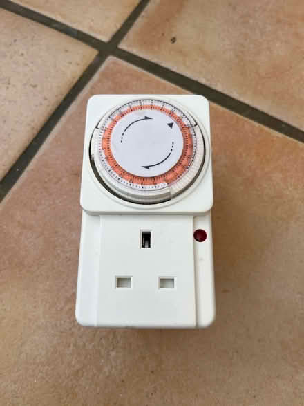 Photo of free 24h programmable time switch (Marston OX3) #1