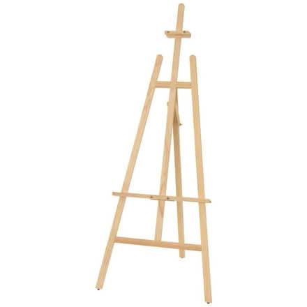 Photo of an Easel (Basingstoke RG22) #1