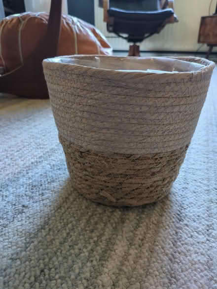 Photo of free Plant pot basket (Roffey) #1