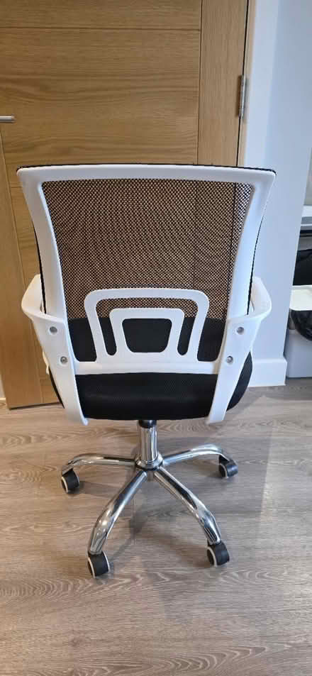 Photo of free Small office chair (Orpington, BR6) #4