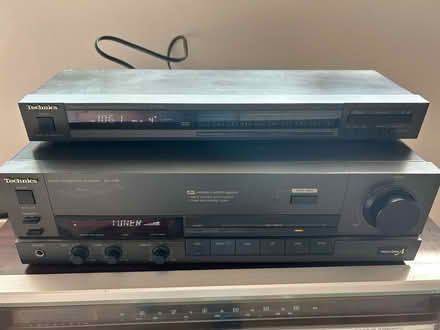Photo of free Technics SU-V98 integrated amp (East Hollywood) #1