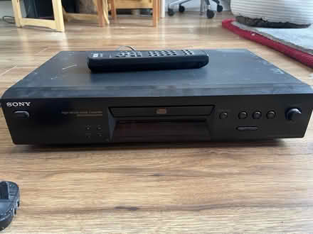 Photo of free Sony cd player and remote (Gomshall gu5) #1