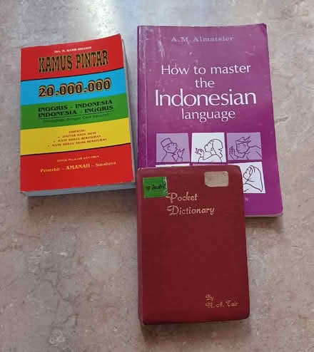 Photo of free Language learning books - Indonesian (Kilbarchan PA10) #1