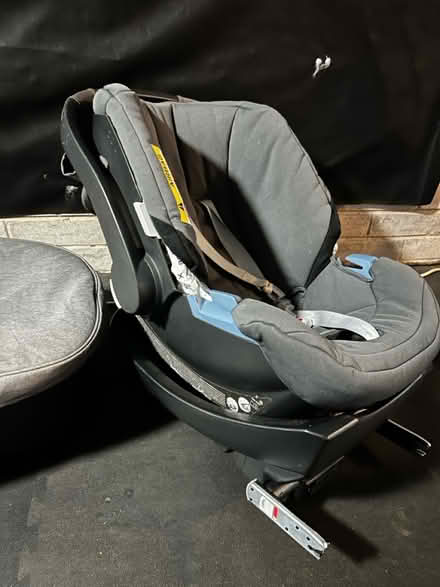 Photo of free Newborn full travel system (Wisewood S6) #2