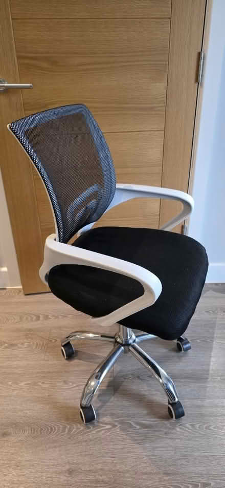 Photo of free Small office chair (Orpington, BR6) #2