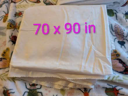 Photo of free Part of queen flat sheet (Lakeview, close to Bayshore) #1