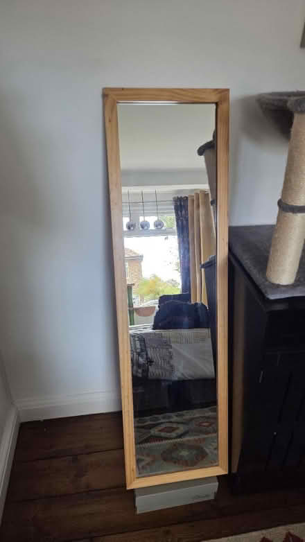 Photo of free Wall mirror (Twickenham) #1