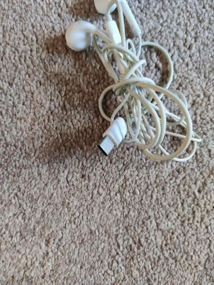 Photo of free 4x Headphones (2 types) (EH16, Prestonfield) #3