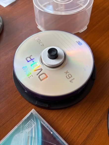 Photo of free Blank CDs and CD-RW (Bordon) #2