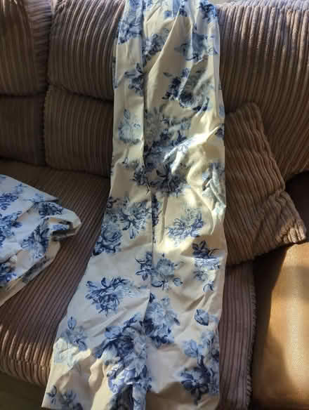 Photo of free 2 curtains (Lower Penwortham PR1) #1