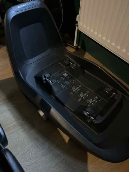 Photo of free Car seat for newborn to toddler (CR8) #2