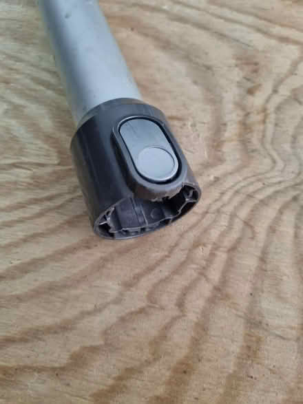 Photo of free Dyson cordless wand (CM2 springfield, chelmsford) #2