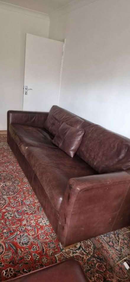 Photo of free Leather 4 seater sofa (Tw208jz) #3