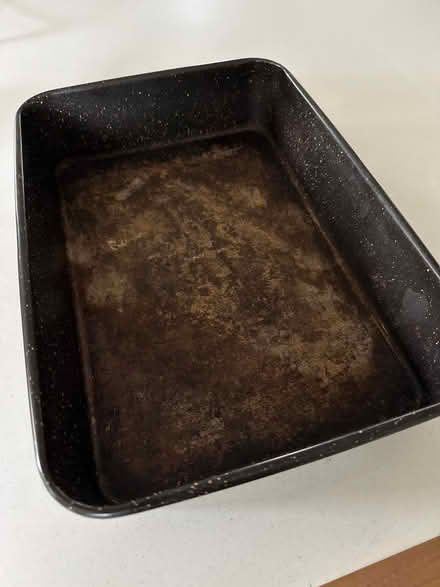 Photo of free Large roasting tin (Staines-upon-Thames TW18) #1