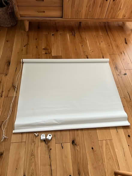 Photo of free White Roller blind (Anniesland, glasgow, G12) #1