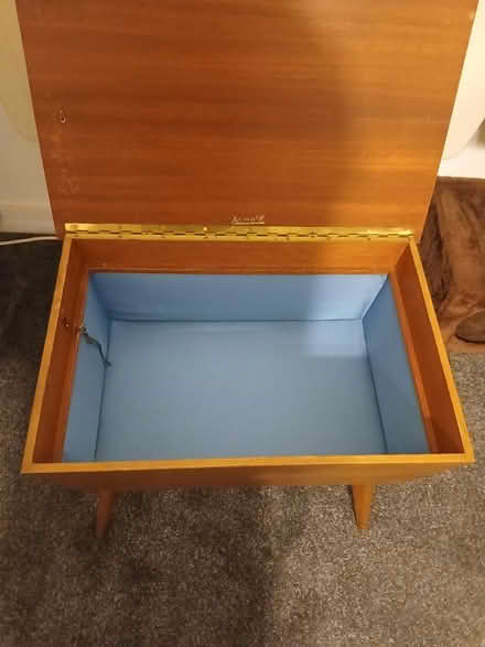 Photo of free Small table (Sutton SM1) #3