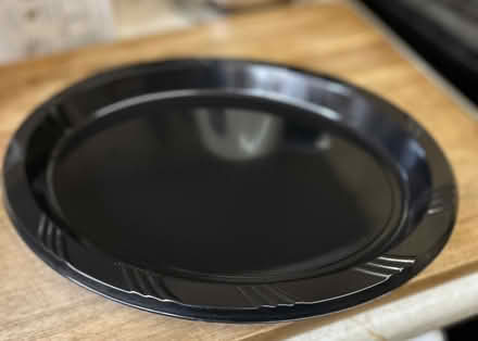 Photo of free 4 disposable oval party platters - Hallowe’en black! (Monks Hill CR2) #2