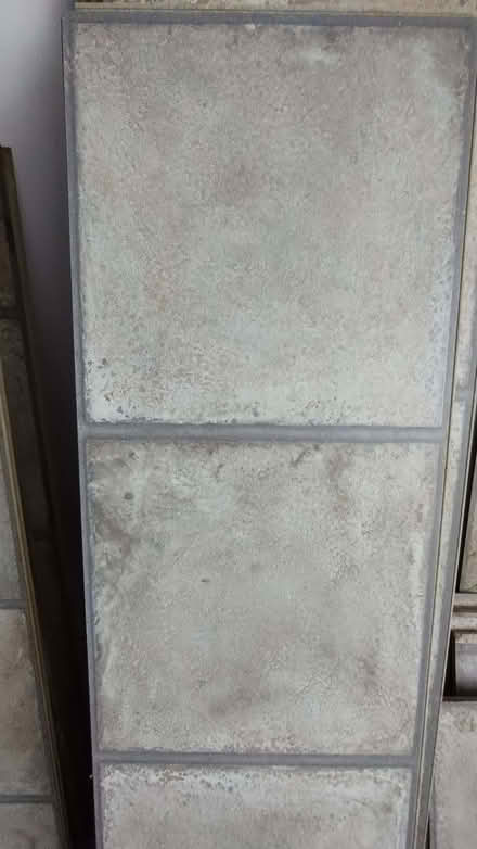 Photo of free Laminate flooring click-fit grey stone-effect (Barnhill DD5) #3