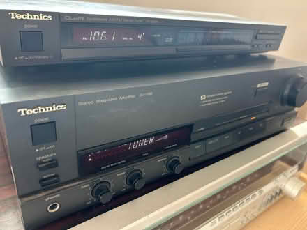 Photo of free Technics SU-V98 integrated amp (East Hollywood) #2