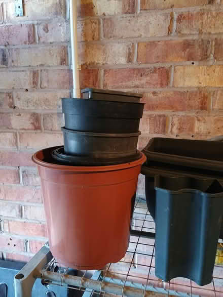 Photo of free Plastic plant pots (Chesterfield, S40) #1