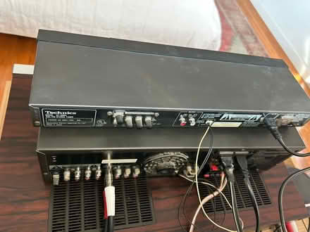 Photo of free Technics SU-V98 integrated amp (East Hollywood) #3