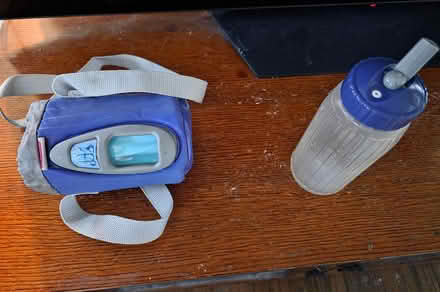 Photo of free drink bottle with cooler carry bag (SE highland park) #2