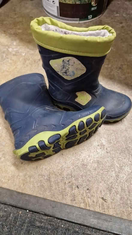 Photo of free Kids wellies about EU size 28/29 (LU6 Dunstable) #1