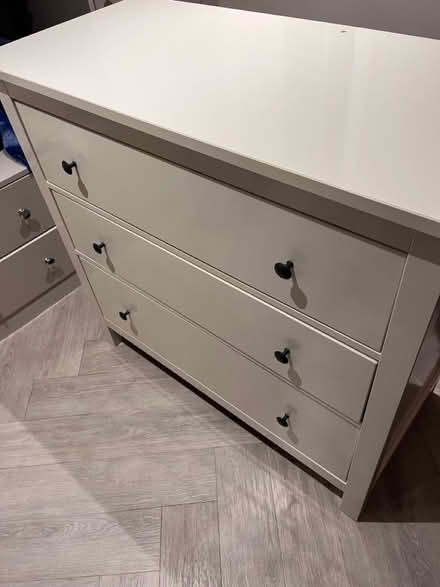 Photo of free White Chest of Draws (KT7 Thames Ditton) #1