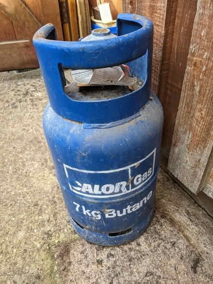 Photo of free Gas canister (Throop) #1