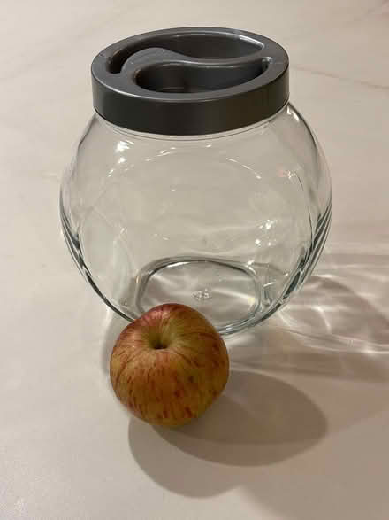 Photo of free Glass jar (TW12 - Hampton Hill) #1