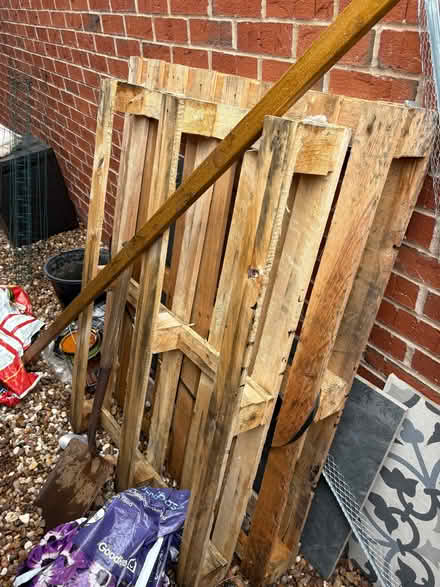 Photo of free Wooden pallets (Bishops Tachbrook CV33) #1