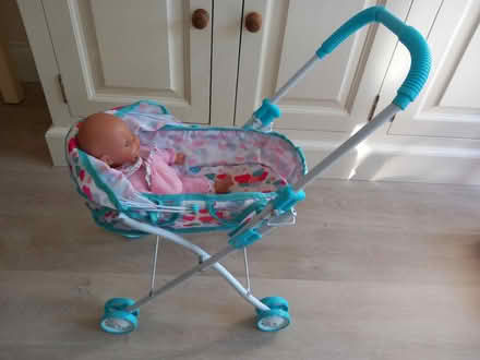 Photo of free Dolls Pram/Buggy (EN7 Cheshunt) #1