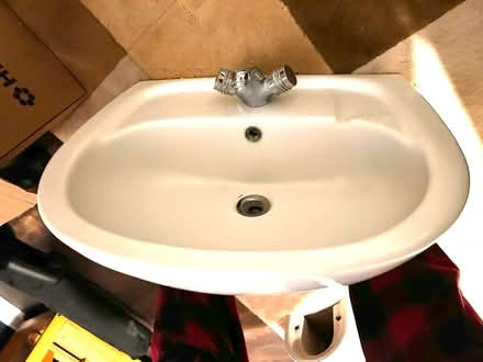 Photo of free Bathroom basin and tap (Bracknell RG12) #1