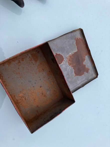 Photo of free Vintage OXO Tin (Shelton Lock DE73) #2
