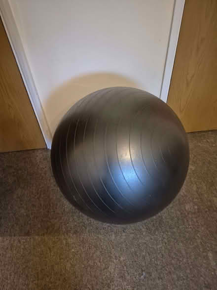 Photo of free Pregnancy ball (Emmbrook RG41) #1