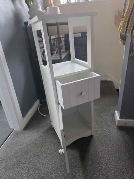 Photo of free Bathroom goods (St. Georges TF2) #1