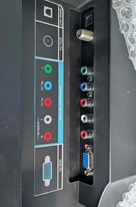 Photo of free 37" Vizio TV (Santa Clara near Great America) #3