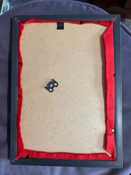 Photo of free Padded frame for displaying jewellery – Jewellery NOT incl! (Monks Hill CR2) #4