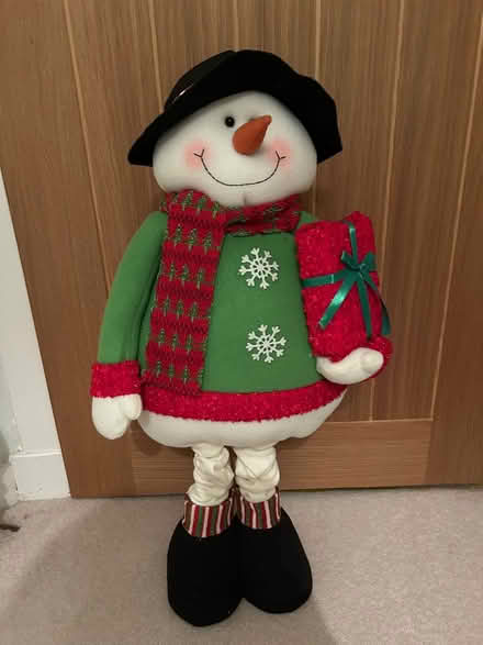 Photo of free Cute Christmas Snowman (Colinton Mains EH13) #1