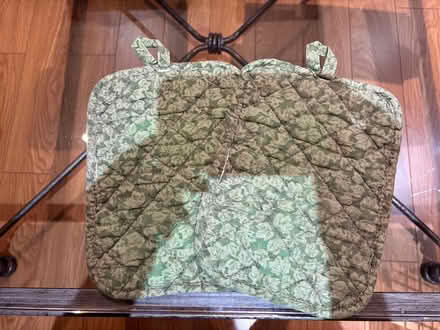 Photo of free Mediterranean potholders (Erin Mills&QEW) #2