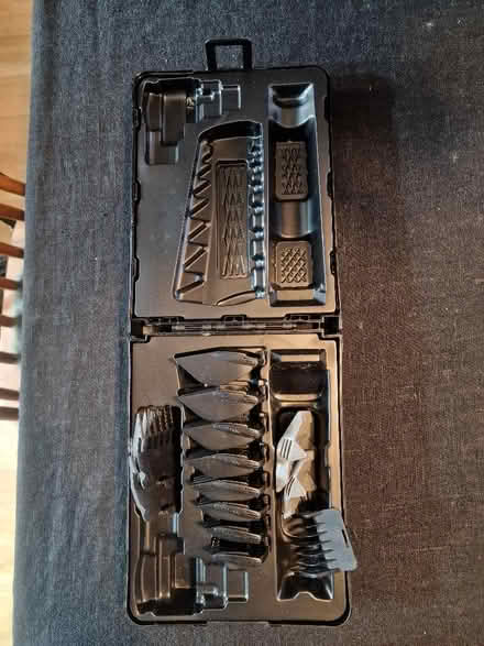 Photo of free Babyliss hair clipper combs & box (Ilford IG1) #2