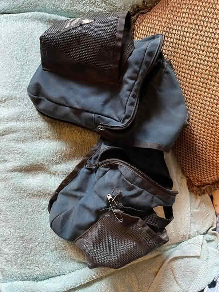 Photo of free horn bag for saddle (Wedgwood) #1