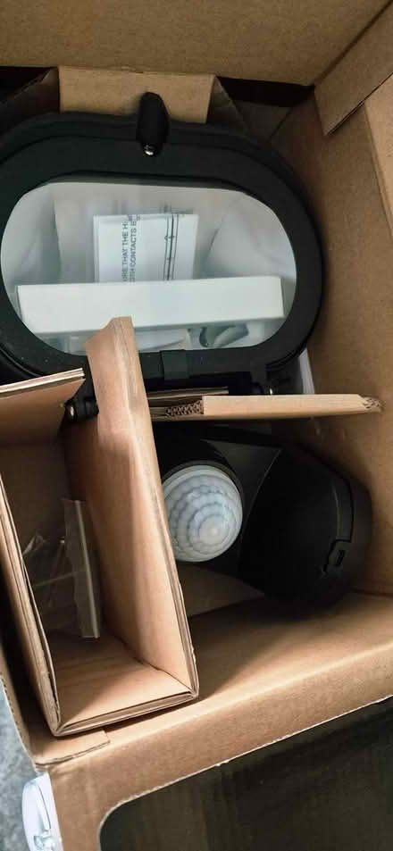 Photo of free Out Side Light (Low Moor BD12) #1