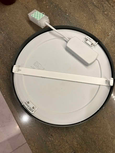 Photo of free Ceiling light (flush to ceiling) (TN8 7BN) #3