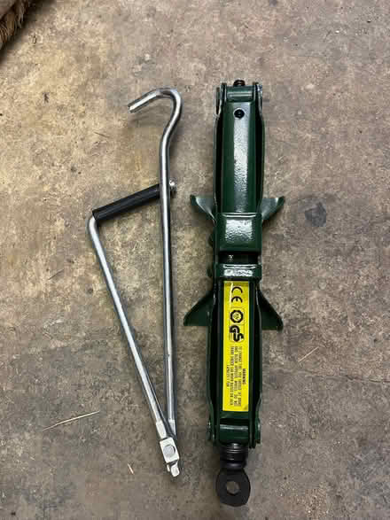 Photo of free Jack (Enfield EN1) #1