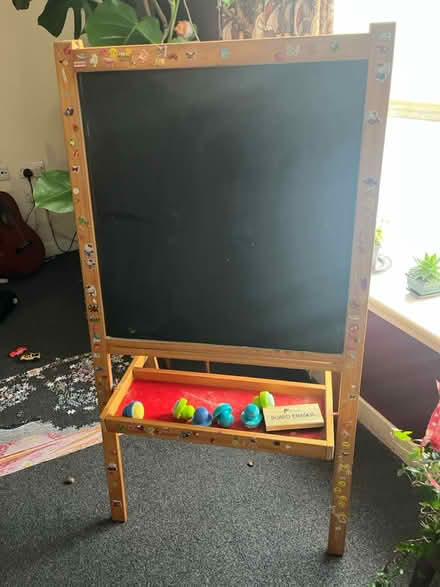 Photo of free Easel (Cannonmills EH7) #1